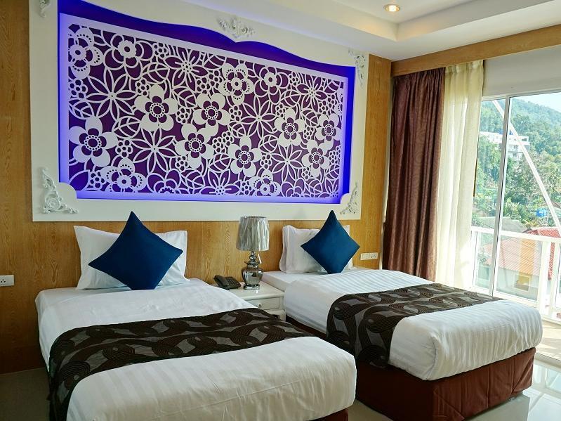 Hotel Triple Three Patong Zewnętrze zdjęcie