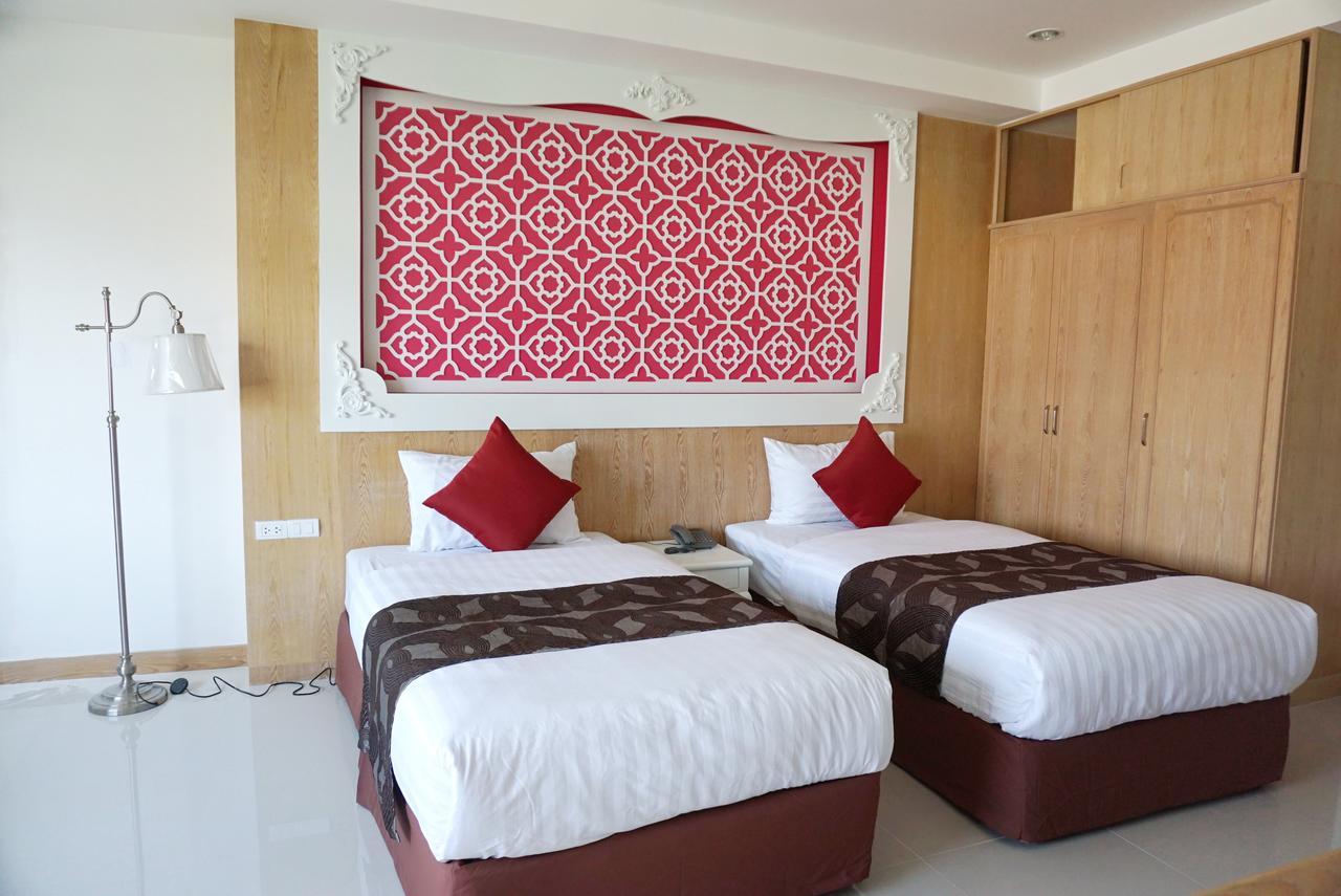 Hotel Triple Three Patong Zewnętrze zdjęcie