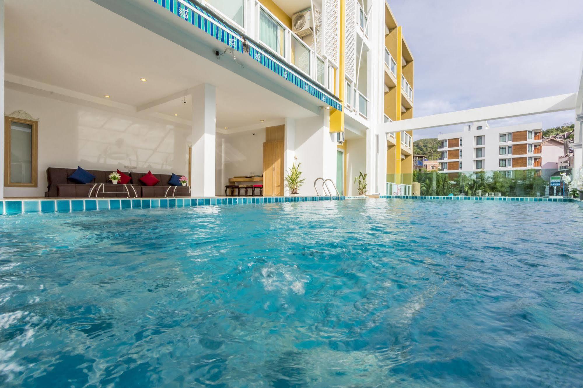 Hotel Triple Three Patong Zewnętrze zdjęcie